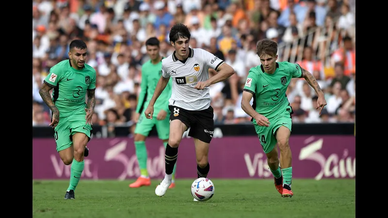 Trận đấu giữa 'Atletico Madrid' và 'Valencia'